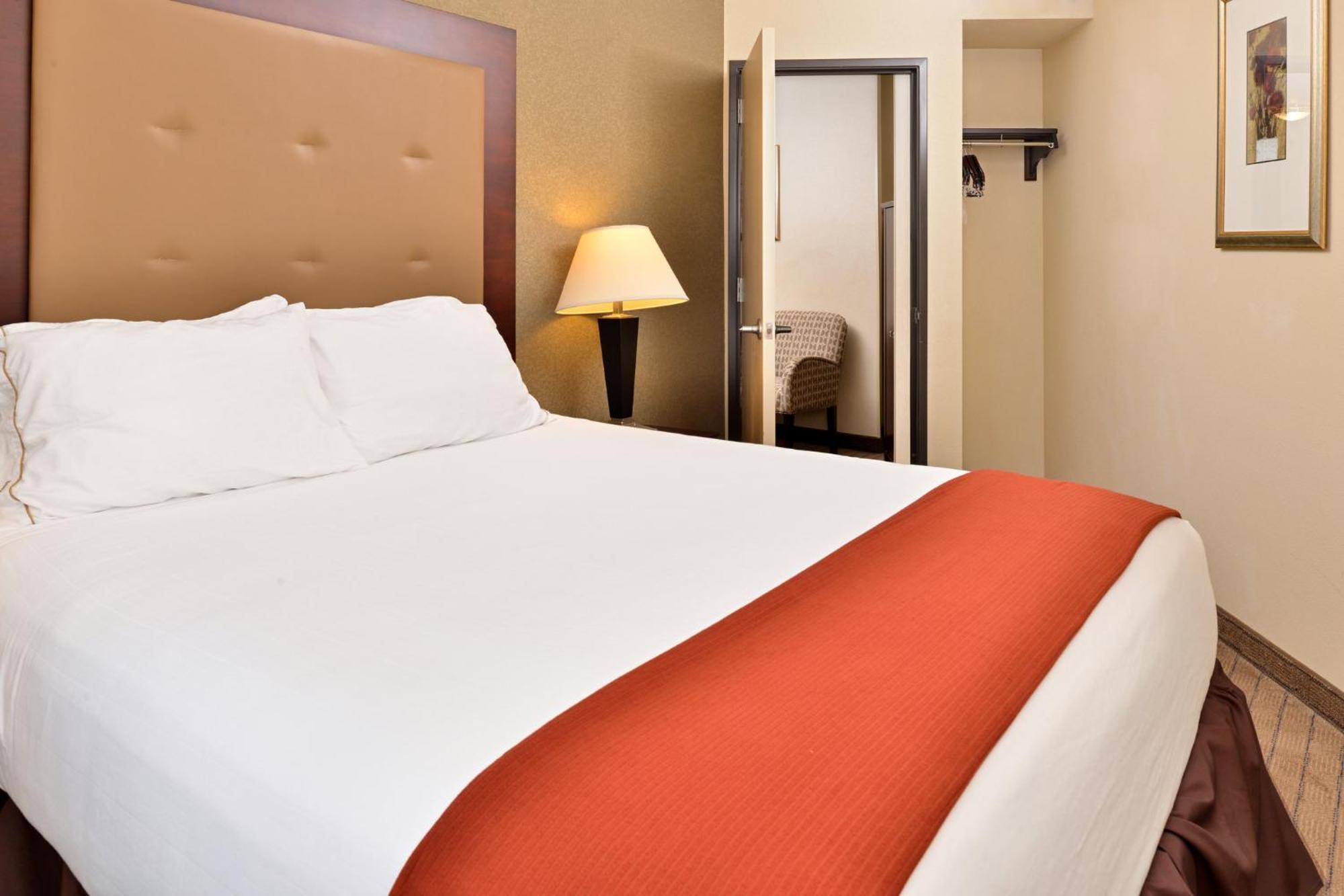 Holiday Inn Express Portland South - Lake Oswego By Ihg Екстер'єр фото