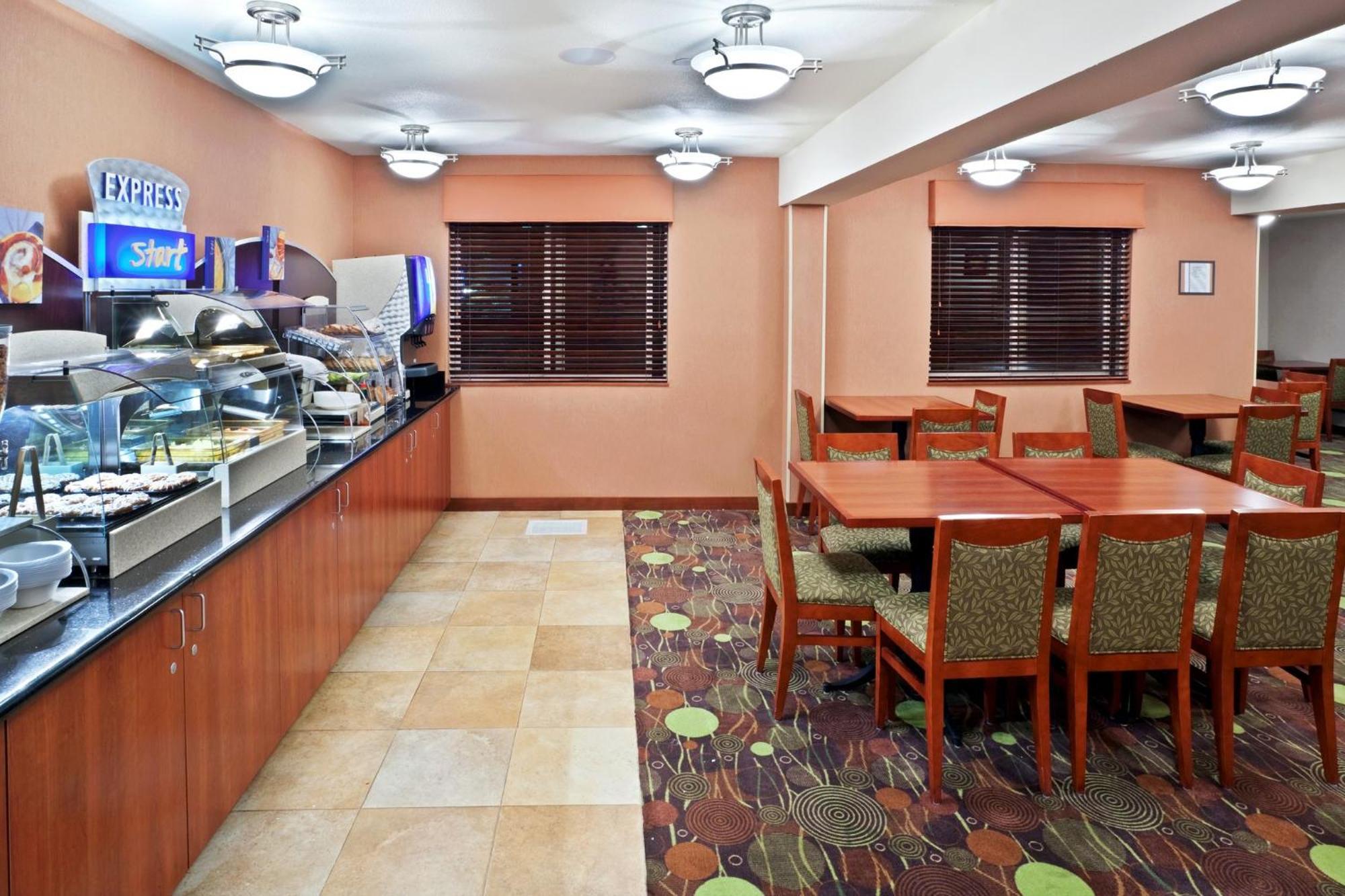 Holiday Inn Express Portland South - Lake Oswego By Ihg Екстер'єр фото